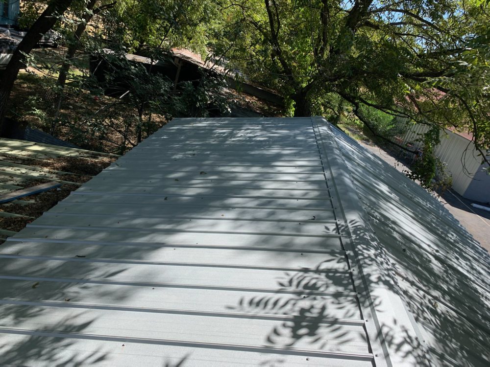 Slide of Nava Roofing