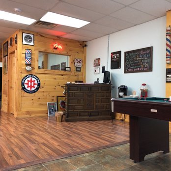 Clipper & Comb - Barbers Near Me - Arden, North Carolina