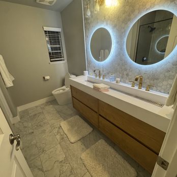 DW House cleaning - The way he folds my towels and sheets are bomb. My house smells Clean! Little small touches toilet paper gets folded like 5 star hotel,cute! - Home Cleaning Near Me