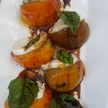 Piatti - Heirloom tomatoes, basil, balsamic vinegar, mozzarella and fresh grated parmigiano - Italian Near Me - Sacramento, California