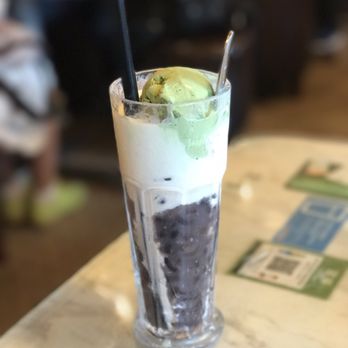 翠華餐廳 - Green tea float - Hong Kong Style Cafe Near Me - Hong Kong, HK 翠華餐廳 - Green tea float - Hong Kong Style Cafe Near Me - Hong Kong, HK
