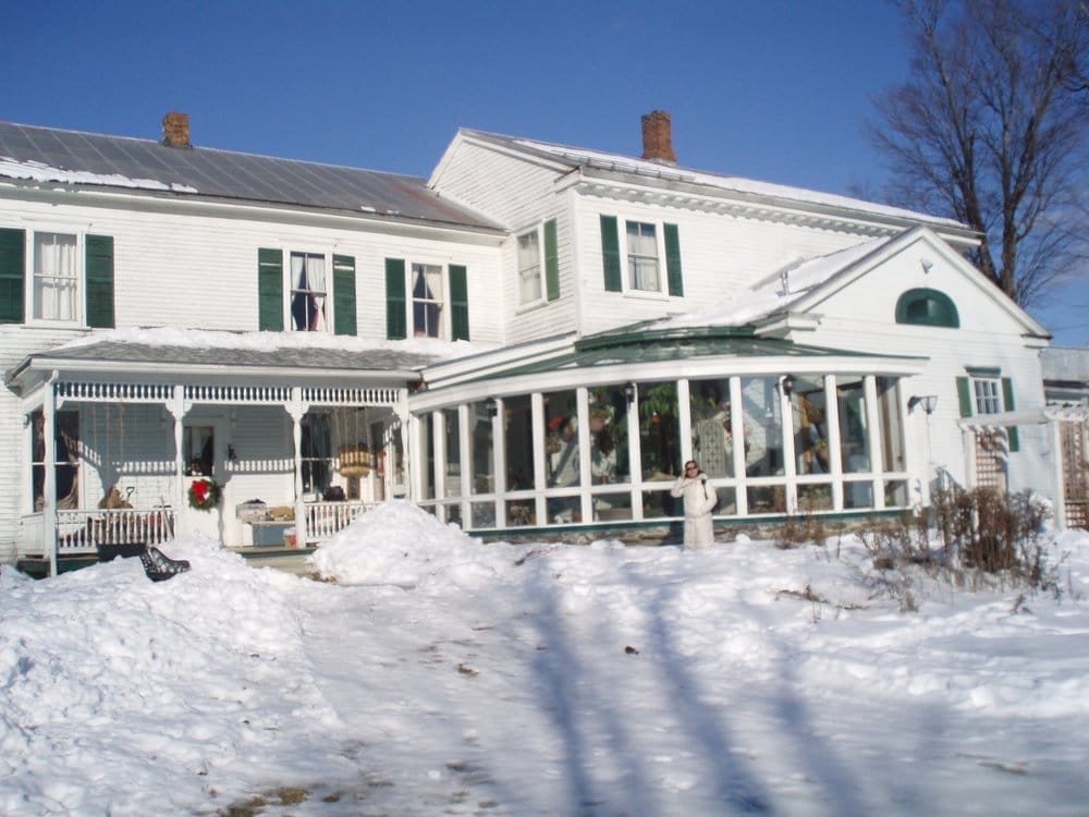MCINDOE FALLS INN Updated June 2024 4586 US 5, Vermont