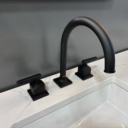 Standard Plumbing Supply