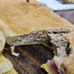 Cuban sandwich with chips