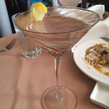 Yas Restaurant - Pretty enjoyable adult beverage suggested by our waiter. - Persian/Iranian Near Me - San Jose, California Yas Restaurant - Pretty enjoyable adult beverage suggested by our waiter. - Persian/Iranian Near Me - San Jose, California