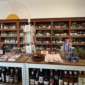 Fancy Free Liquor - Beer, Wine & Spirits Near Me - Burbank, California Fancy Free Liquor - Beer, Wine & Spirits Near Me - Burbank, California