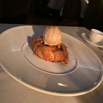 Maple & Ash - Steakhouses Near Me - Chicago, Illinois Maple & Ash - Steakhouses Near Me - Chicago, Illinois