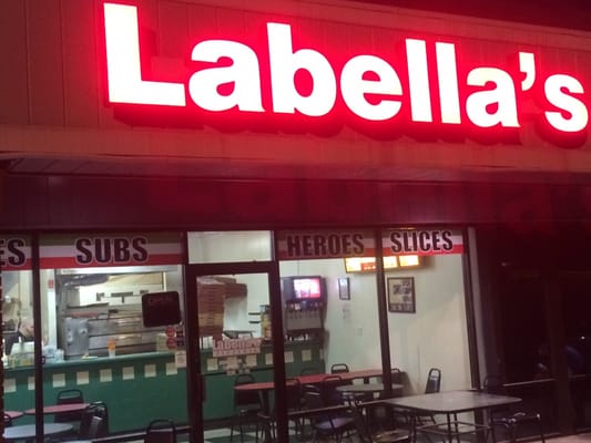 Labella's Pizzeria by null