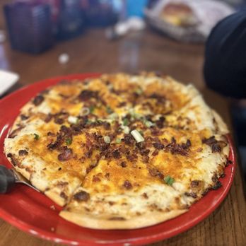 Beer Barrel Pizza & Grill - Bacon & Mashed Potato - 12" Thin & Crispy - Pizza Near Me - Fort Wayne, Indiana Beer Barrel Pizza & Grill - Bacon & Mashed Potato - 12" Thin & Crispy - Pizza Near Me - Fort Wayne, Indiana
