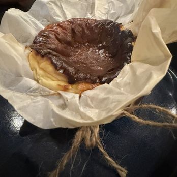 Mordisco Miami - Basque cheesecake - Venezuelan Near Me - Doral, Florida Mordisco Miami - Basque cheesecake - Venezuelan Near Me - Doral, Florida