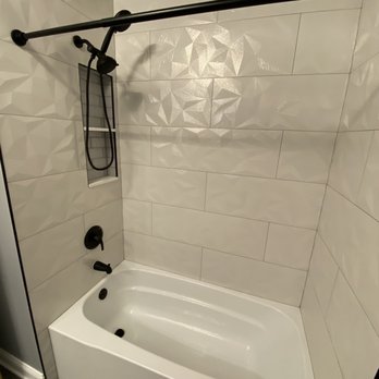 BM Remodeling & Painting - New bathroom - General Contractors Near Me - Norridge, Illinois BM Remodeling & Painting - New bathroom - General Contractors Near Me - Norridge, Illinois