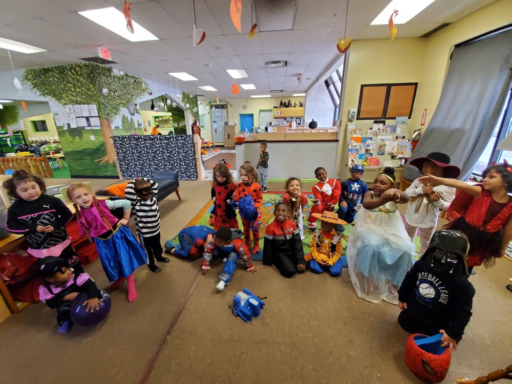 Bee Creative Learning Center - childcare center in Toledo, OH