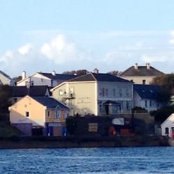 Tigh Joe Mac Bar And Hostel
