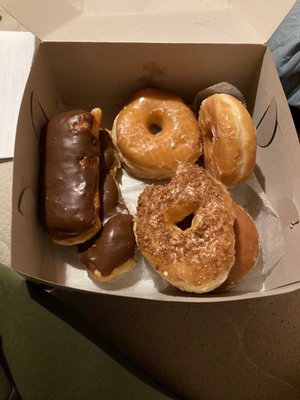 Baker's Dozen Donuts - Riverside by null