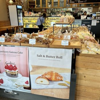 Tous Les Jours - Bakeries Near Me - Austin, Texas