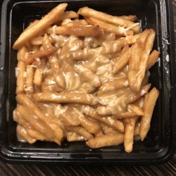 Lily's Steak & Pizza - Poutine
