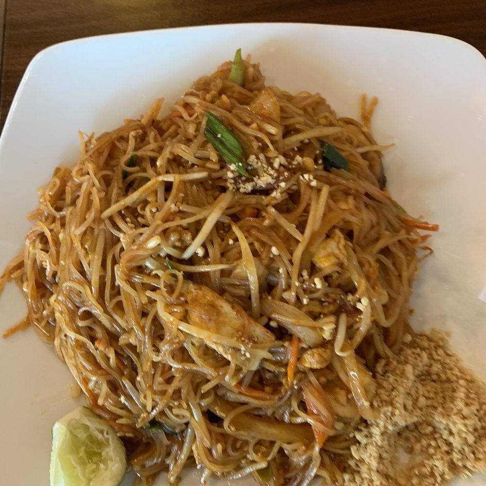 An Thinh Asian Cuisine - Seafood Stir-Fried Noodles - Vietnamese Near Me - Leander, Texas An Thinh Asian Cuisine - Seafood Stir-Fried Noodles - Vietnamese Near Me - Leander, Texas