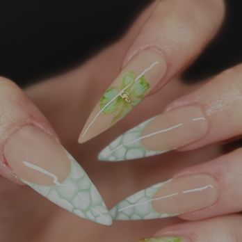 Sunlit Studioz - Skin Care Near Me - Orlando, Florida Sunlit Studioz - Skin Care Near Me - Orlando, Florida