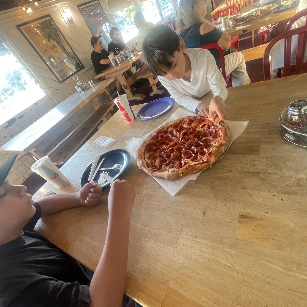 Prime Pizza - Pizza Near Me - Burbank, California Prime Pizza - Pizza Near Me - Burbank, California