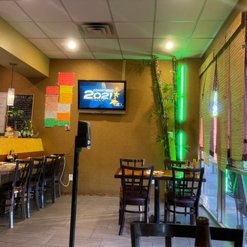 Fuji Sushi - a view of a restaurant from the outside - Sushi Bars Near Me - Metairie, Louisiana