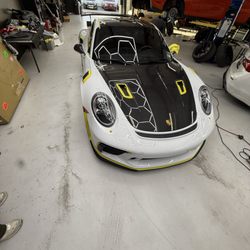 Carmodz - GT3 RS Prep: We removed the old PPF and are preparing for paint correction.