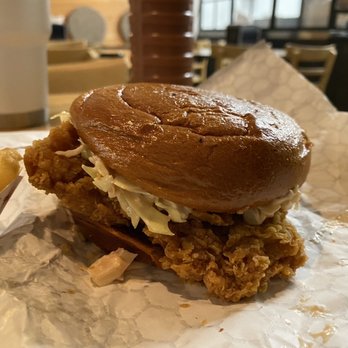 Klucks Krispy Chicken - Close up of the chicken sandwich - Chicken Shop Near Me - Orem, Utah Klucks Krispy Chicken - Close up of the chicken sandwich - Chicken Shop Near Me - Orem, Utah