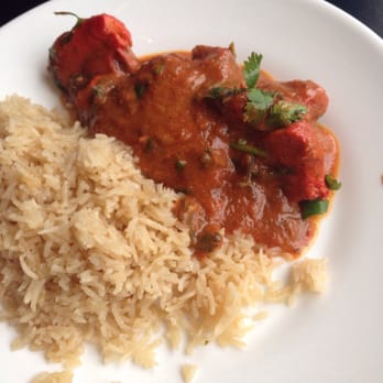 Akbar's - Chicken tikka but the one with cashews and cream yum - Indian Near Me - Glasgow, GLG