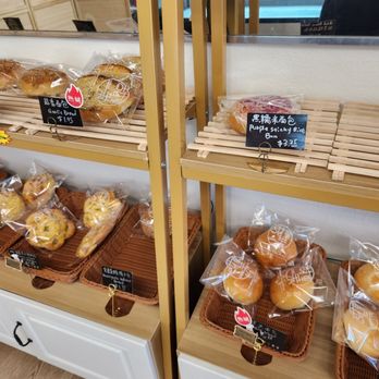 KK Bakery - Bakeries Near Me - Rosemead, California