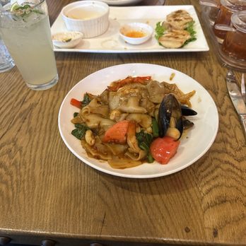 Thai Select - Thai hot drunken. Noodles, mojito! - Thai Near Me - Arlington, Virginia Thai Select - Thai hot drunken. Noodles, mojito! - Thai Near Me - Arlington, Virginia