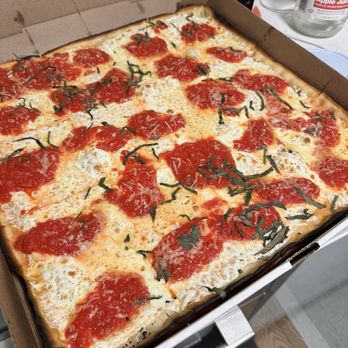 Krispy Pizza - Grandma pie - Pizza Near Me - Jersey City, New Jersey