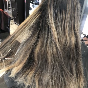 Marcela Munoz - Hair Salons Near Me - Sacramento, California
