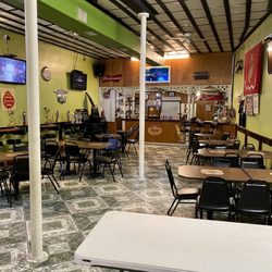 La Gardenia - Bar area...