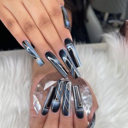 Beyond Nails - Stunning Design at Beyond Nails
