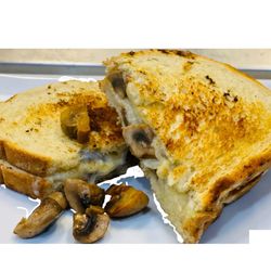 Main Event Grill - Marsala Mushroom Grilled Cheese