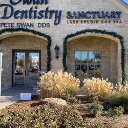 Sanctuary Lash Studio and Spa - Outside View