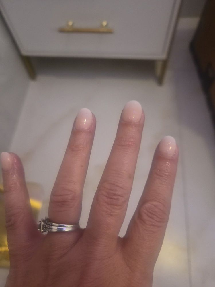 Pixie Nail Lounge Logo