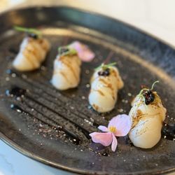 Yume Sushi - Garlic butter, miso, scallop