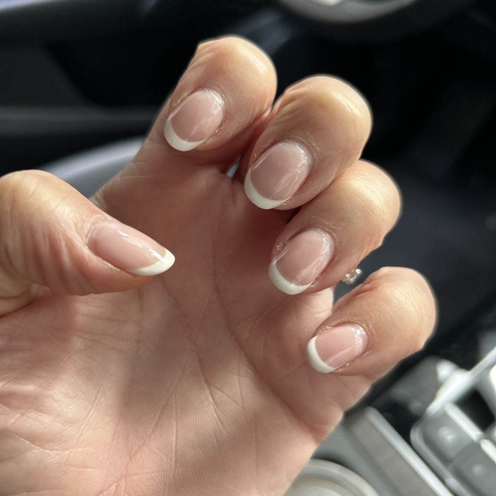 pink and white nails bar - This is today, Tuesday, October 8... longest lasting gel French manicure ever!! - Nail Salons Near Me - Brandon, Florida pink and white nails bar - This is today, Tuesday, October 8... longest lasting gel French manicure ever!! - Nail Salons Near Me - Brandon, Florida