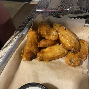 Rackhouse - Mango habanero wings - Pizza Near Me - Franklin, Kentucky