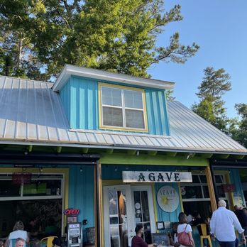 Agave - Outside view of the restaurant - Tacos Near Me - Bluffton, South Carolina