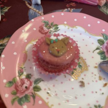 Fancy That - Reindeer macaroon - Gift Shops Near Me - Walpole, Massachusetts