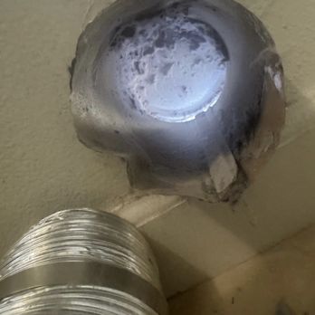 Ea Duct Cleaning - Duct - Before - Air Duct Cleaning Near Me - Los Gatos, California Ea Duct Cleaning - Duct - Before - Air Duct Cleaning Near Me - Los Gatos, California
