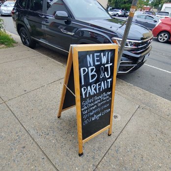 Jeni's Splendid Ice Creams - Flavor signage outside - Ice Cream & Frozen Yogurt Near Me - Alexandria, Virginia Jeni's Splendid Ice Creams - Flavor signage outside - Ice Cream & Frozen Yogurt Near Me - Alexandria, Virginia