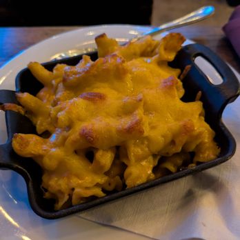 Winnie’s Wine Bar - One of the better naked mac and cheese I've ever had - Wine Bars Near Me - St. Louis, Missouri Winnie’s Wine Bar - One of the better naked mac and cheese I've ever had - Wine Bars Near Me - St. Louis, Missouri
