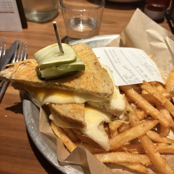 Lazy Dog - New American Near Me - Las Vegas, Nevada