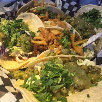 Gringo - Their salsa verde is delicious. - Mexican Near Me - Vancouver, British Columbia