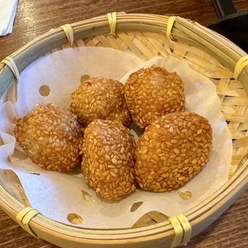 Yu Noodles - Sticky rice ball with red bean paste filling. - Noodles Near Me - Garwood, New Jersey Yu Noodles - Sticky rice ball with red bean paste filling. - Noodles Near Me - Garwood, New Jersey