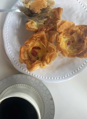 PIK-NIK Deli + Wine Bar by null