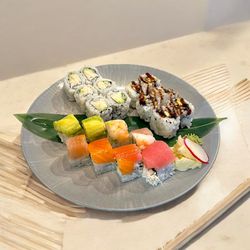 Sushi Momo - Lunch Special- 3 Roll Combo (California Roll, Shrimp Tempura Roll, Rainbow Roll)