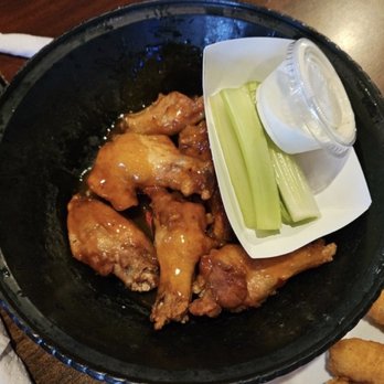 Billy's Tavern - Mango Habanero Wings - Pubs Near Me - Davie, Florida